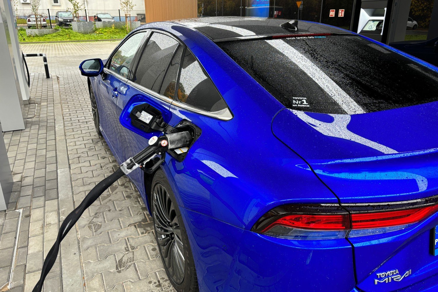 Toyota Mira samochód wodorowy