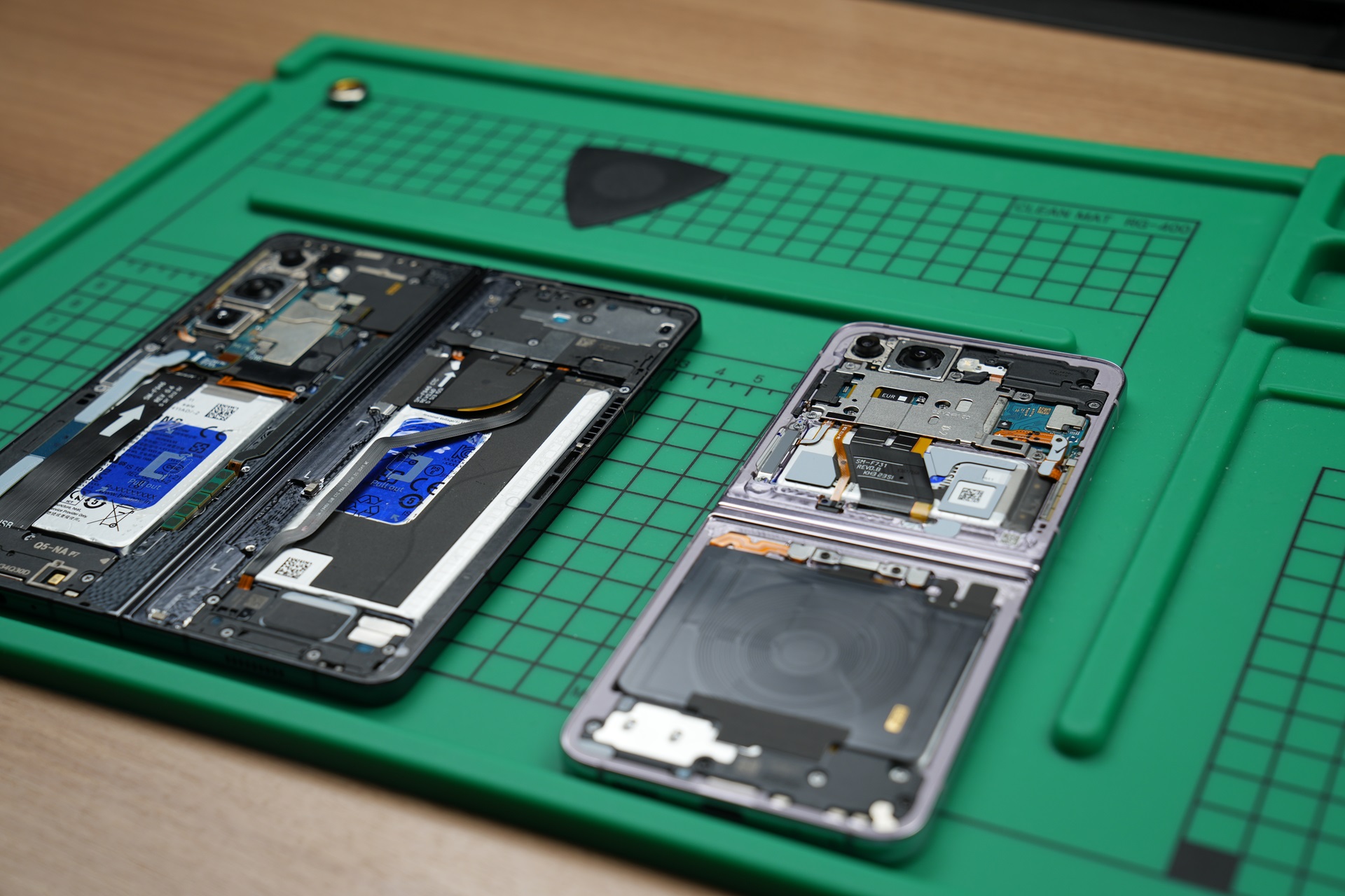 Samsung program samodzielnej naprawy Self-Repair Program Galaxy Z Flip 5 Galaxy Z Fold 5