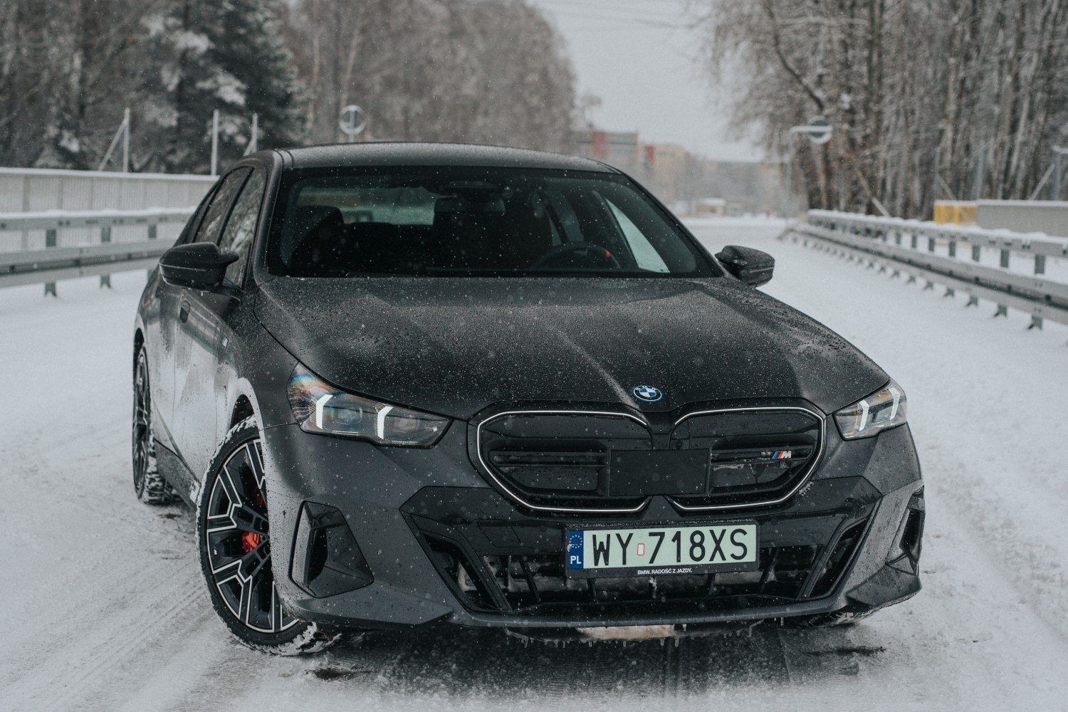 Test BMW i5 M60