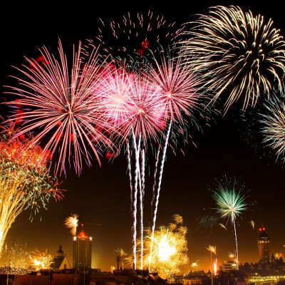 fireworks-fajerwerki-impreza-zabawa-sylwester-nowy-rok