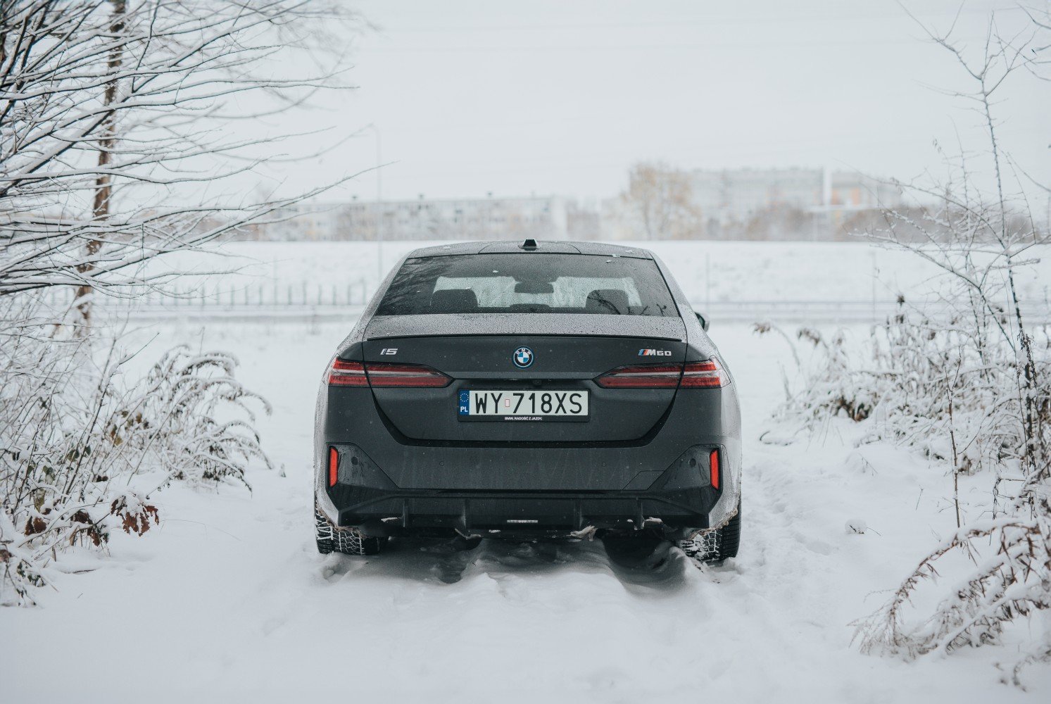 BMW i5 M60
