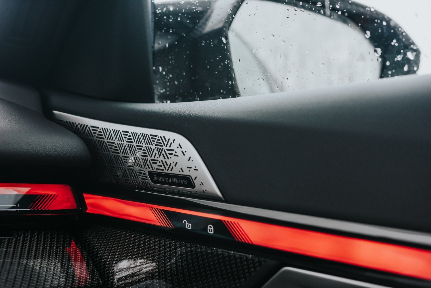 BMW i5 M60