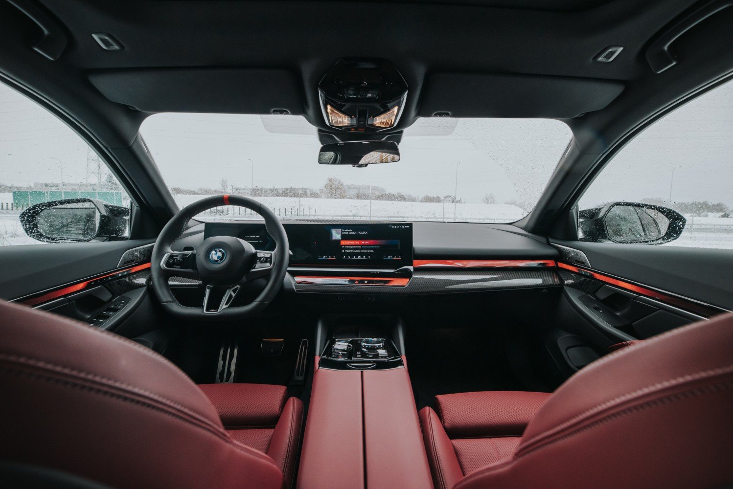 BMW i5 M60