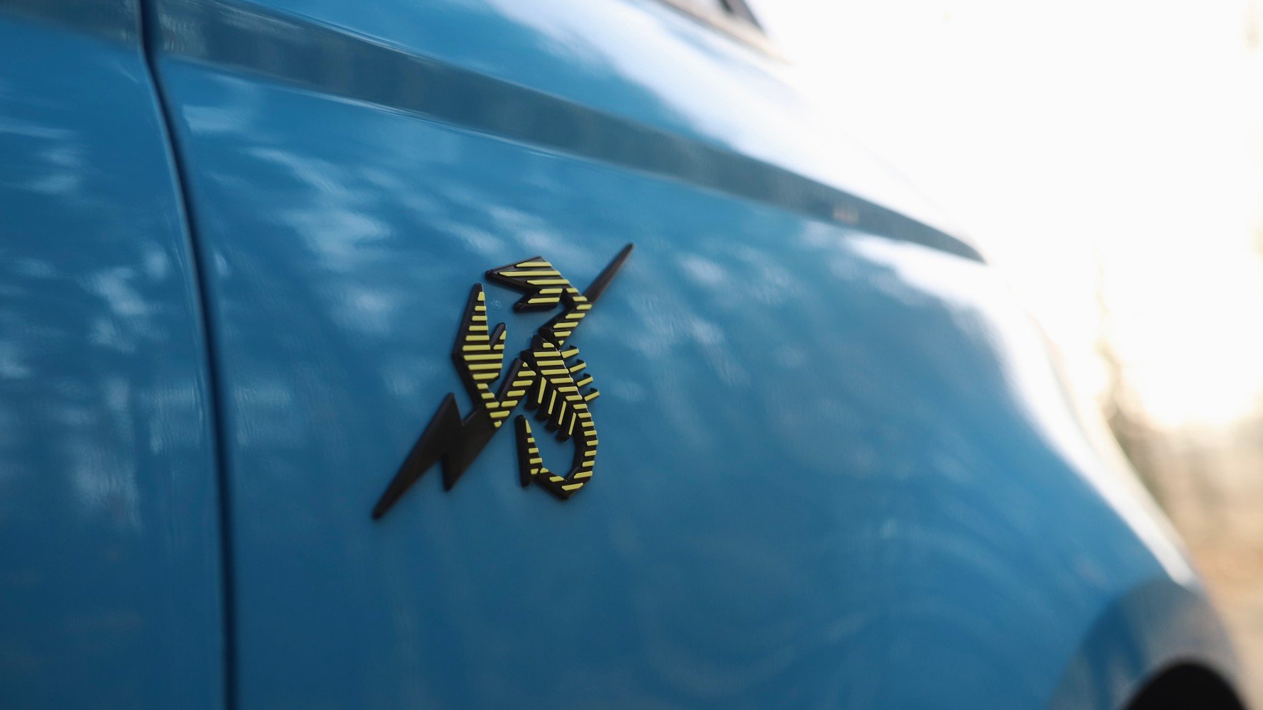 Abarth 500e test