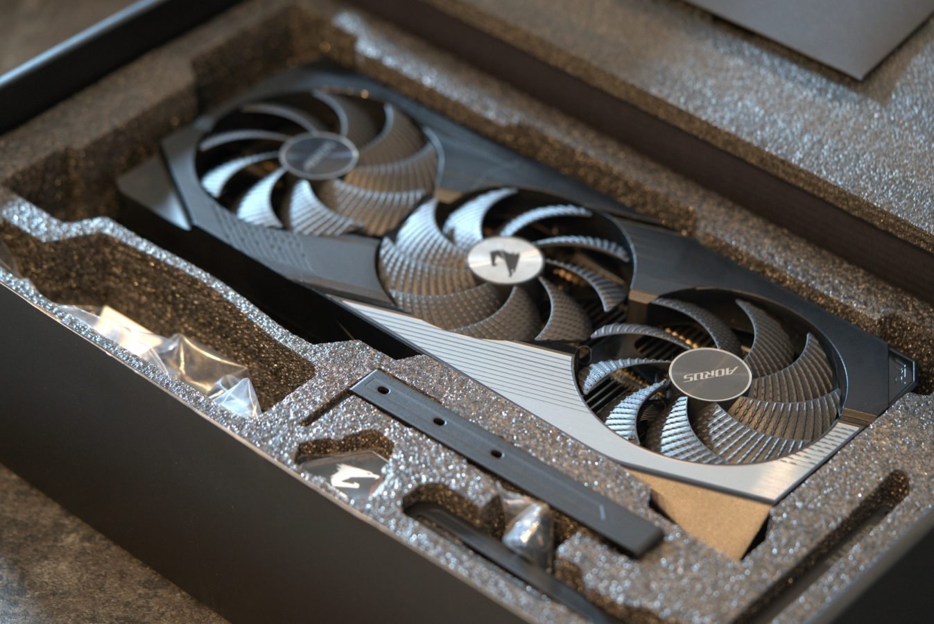 Gigabyte GeForce RTX 4070 SUPER AORUS MASTER 12GB GDDR6X