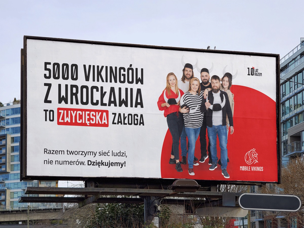 Mobile Vikings świętuje 10. urodziny Wrocław billboard