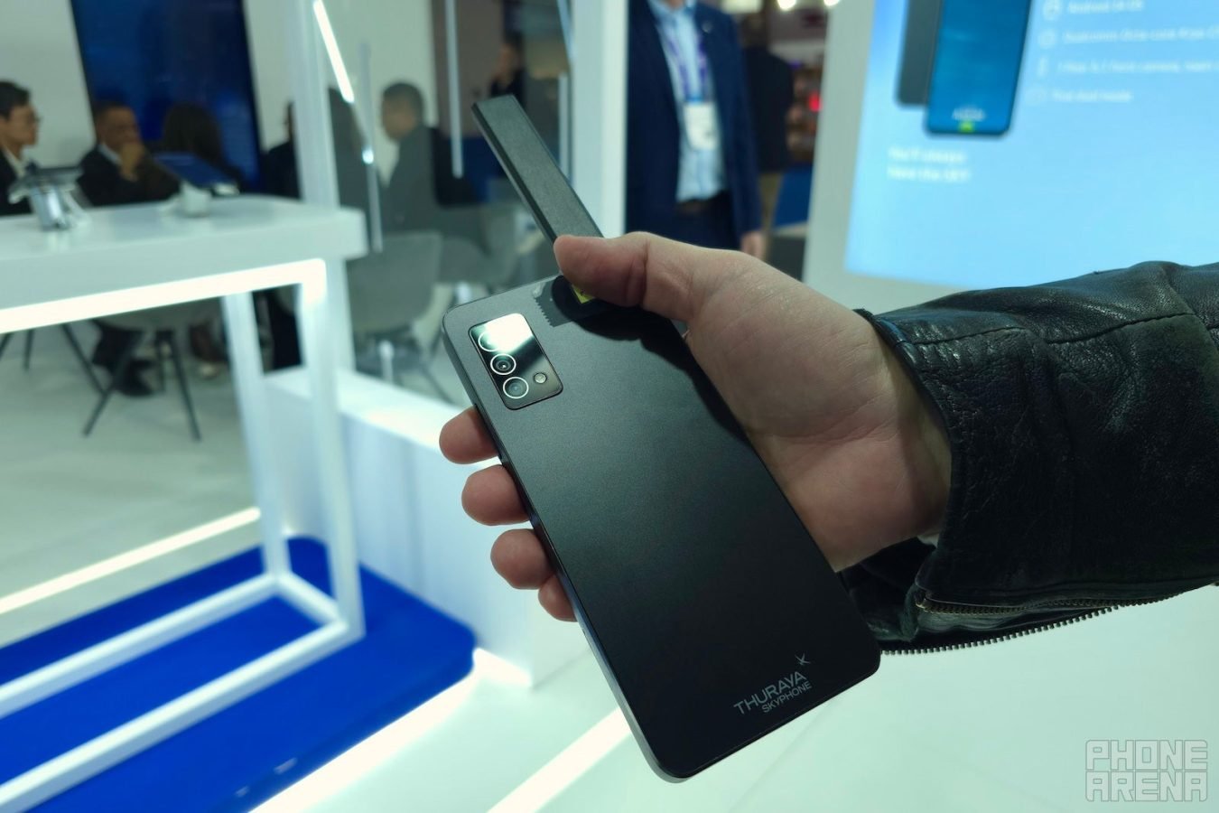 smartfon Skyphone źrodło phonearena