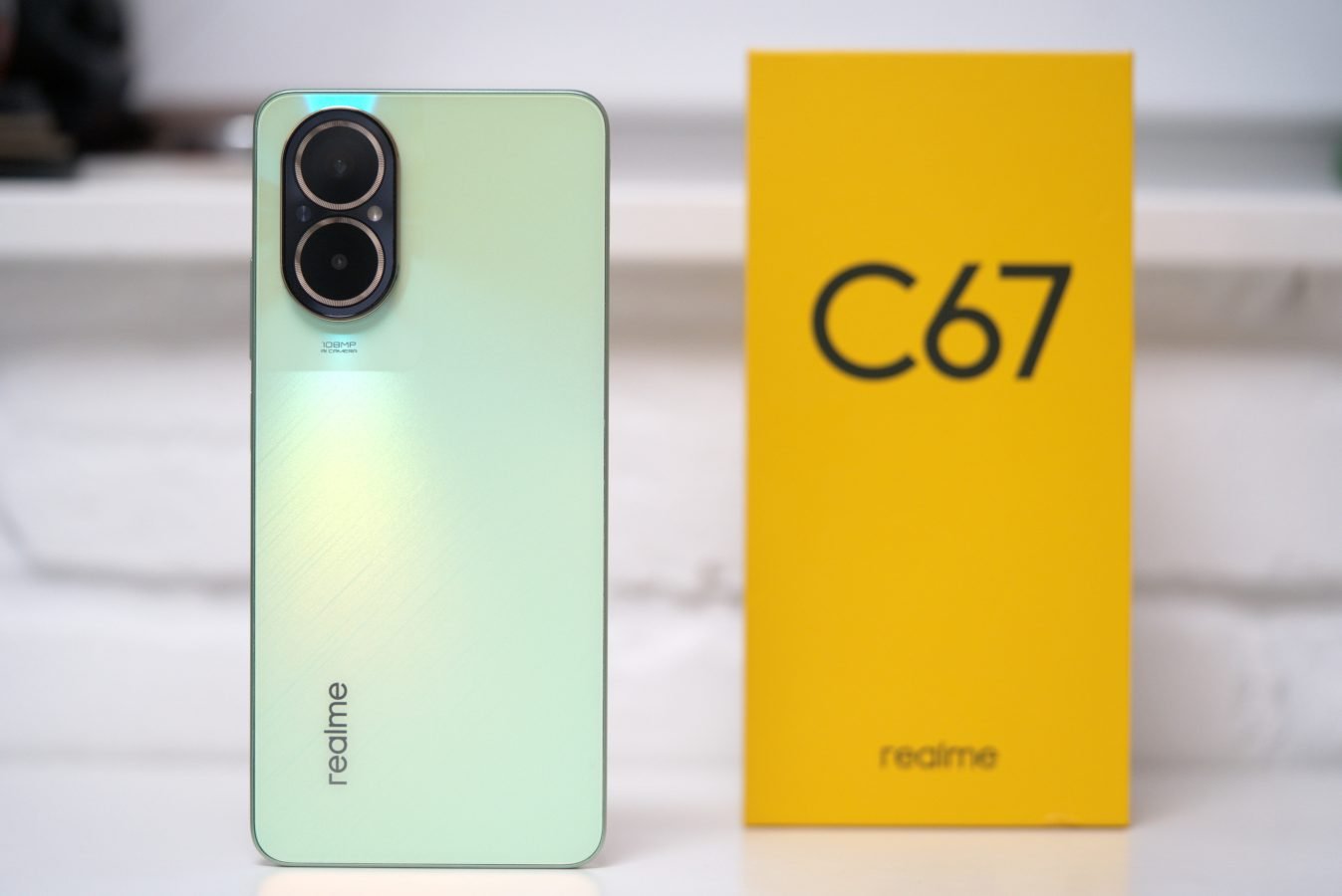 realme C67