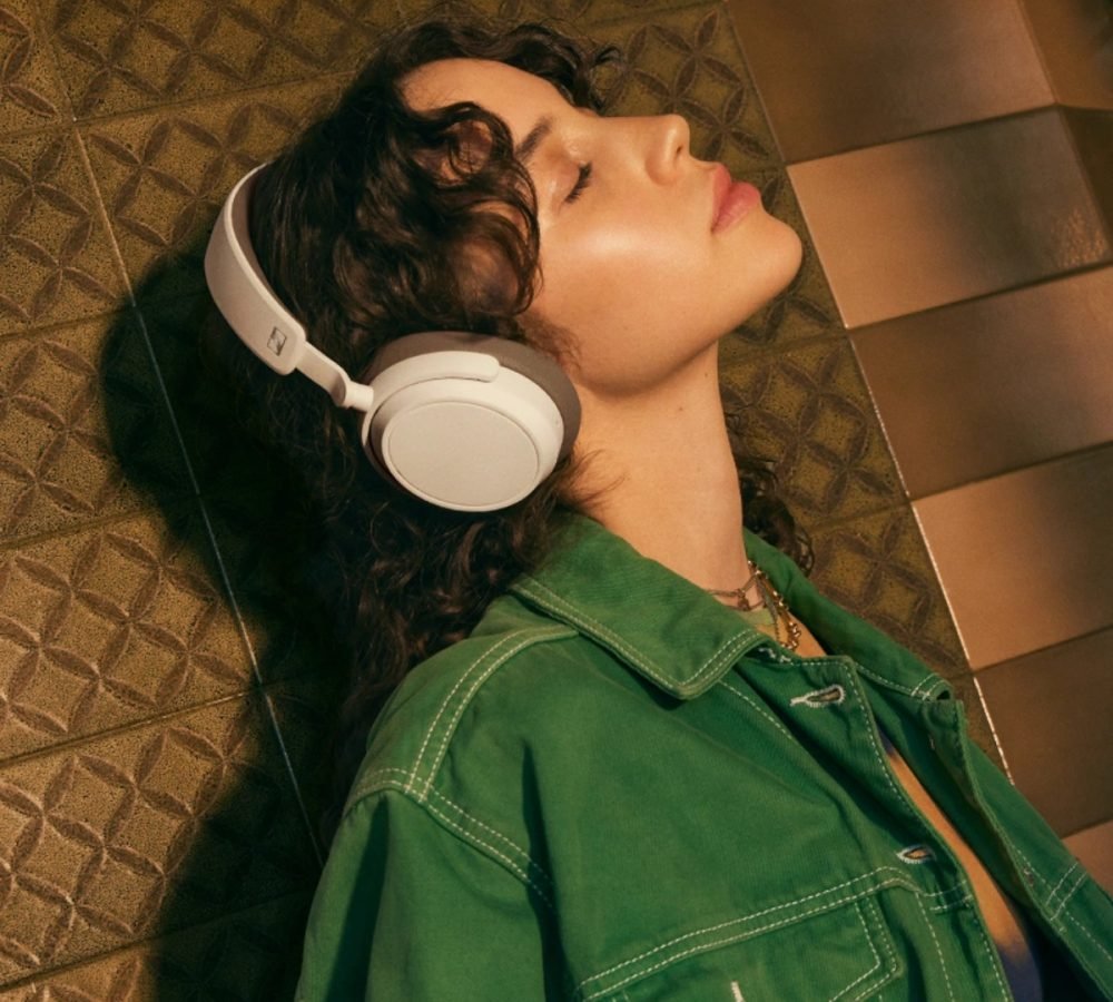 Słuchawki Sennheiser Accentum Plus Wireless - lifestyle