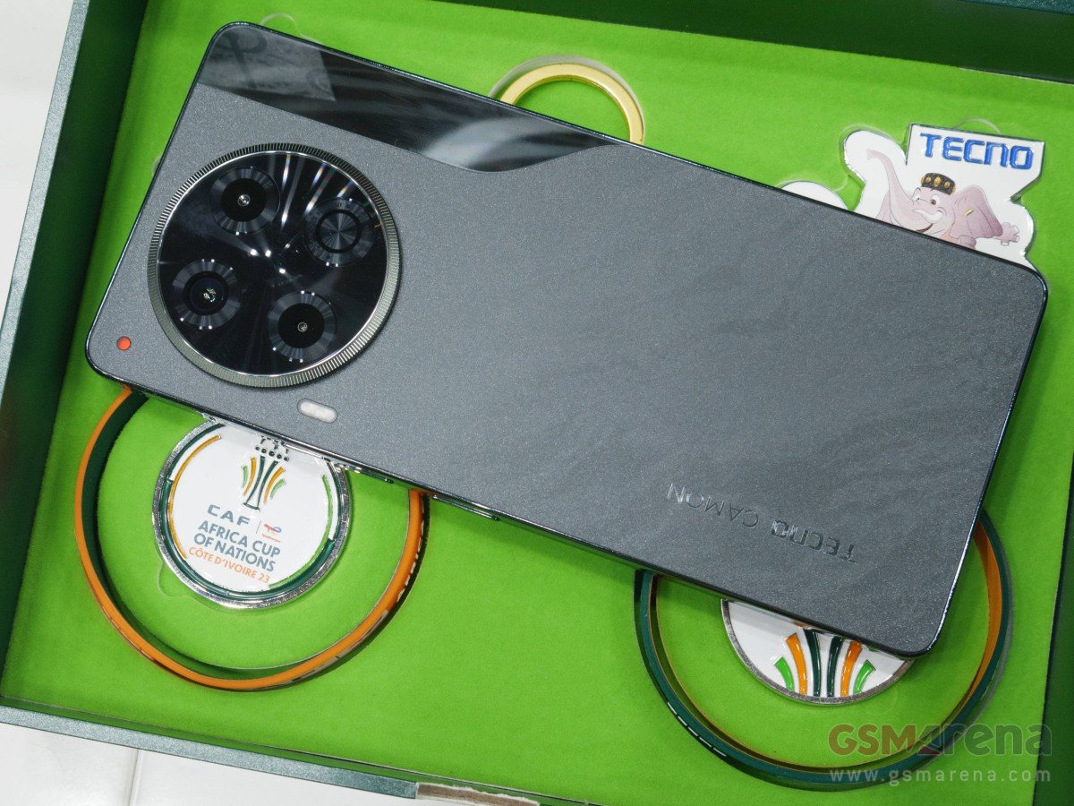 tecno camon 30 smartfon grafika