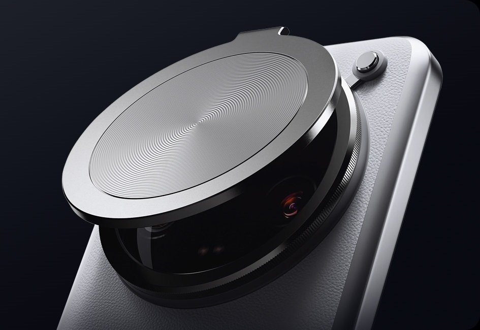 wzmacniacz łączności satelitarnej do smartfona Xiaomi 14 Ultra