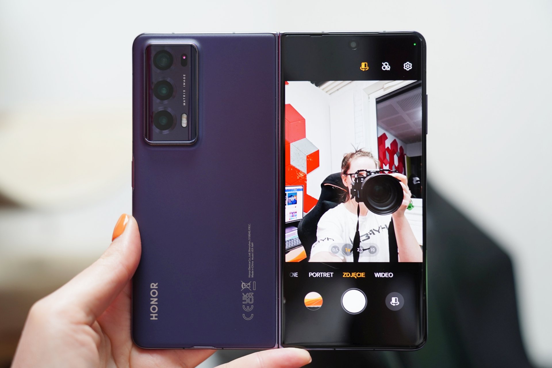 Honor Magic V2 (Źródło: Katarzyna Pura | Tabletowo.pl)
