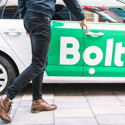 samochód taksówka Bolt