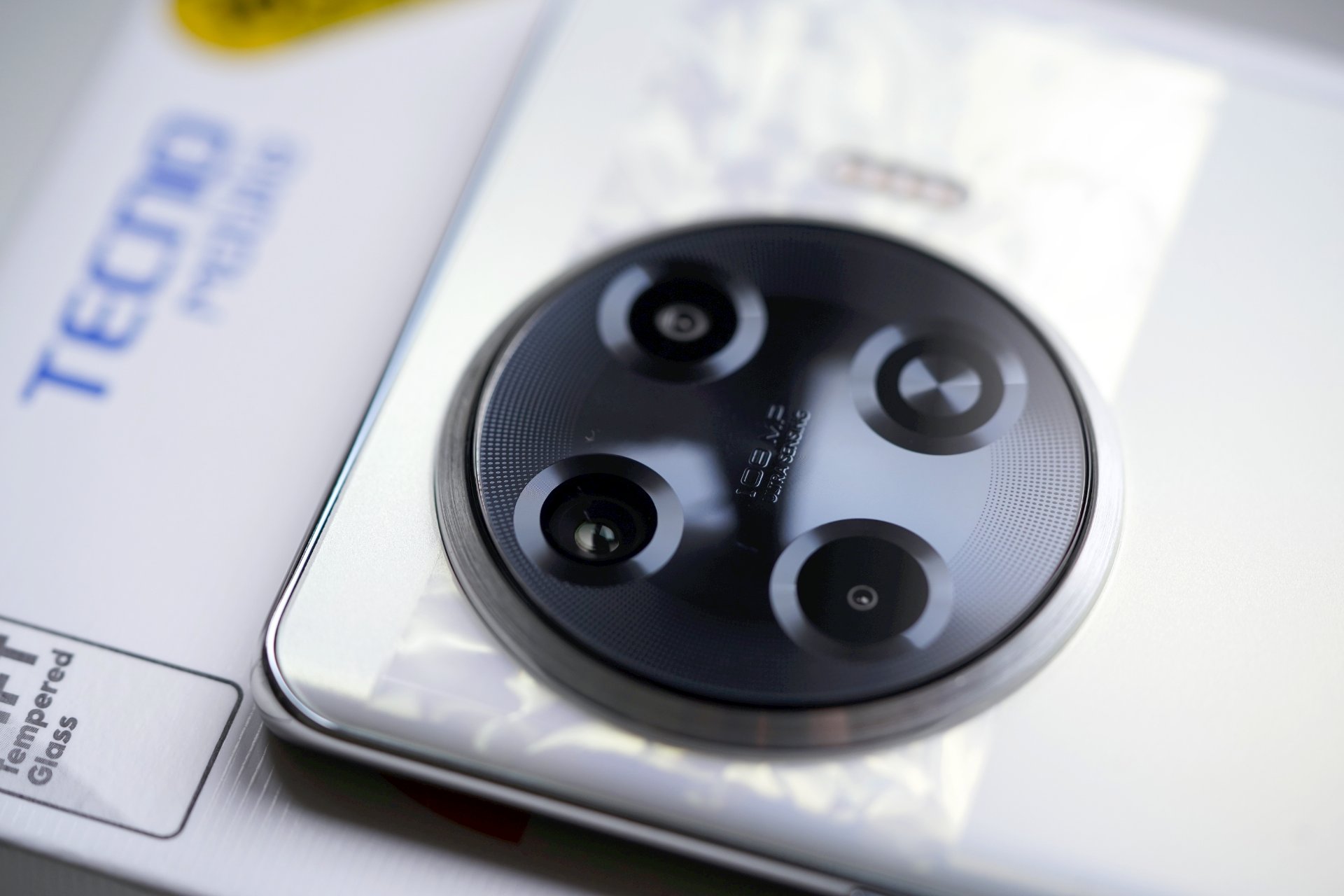 smartfon tecno spark 20 pro plus