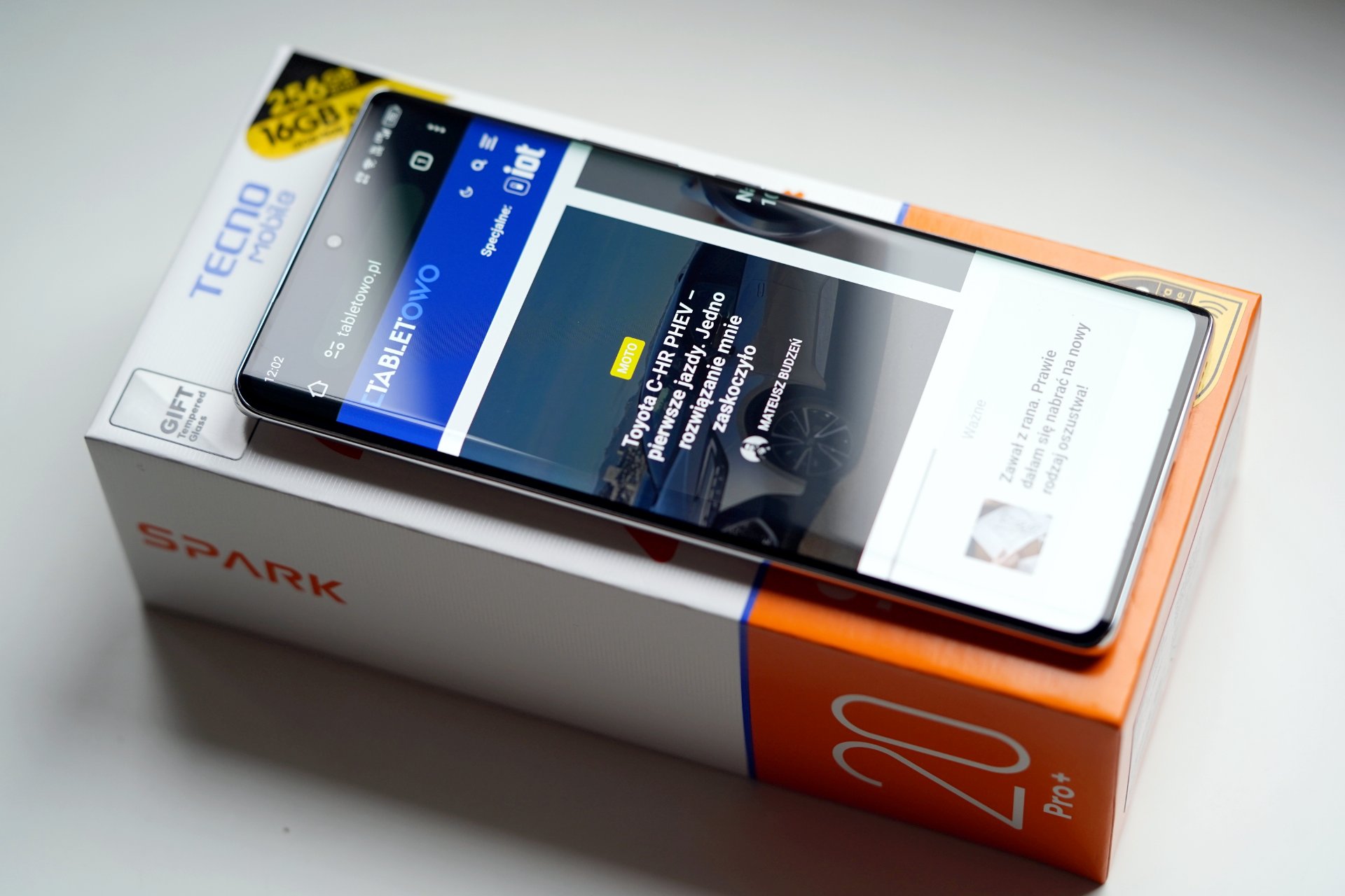 smartfon tecno spark 20 pro plus