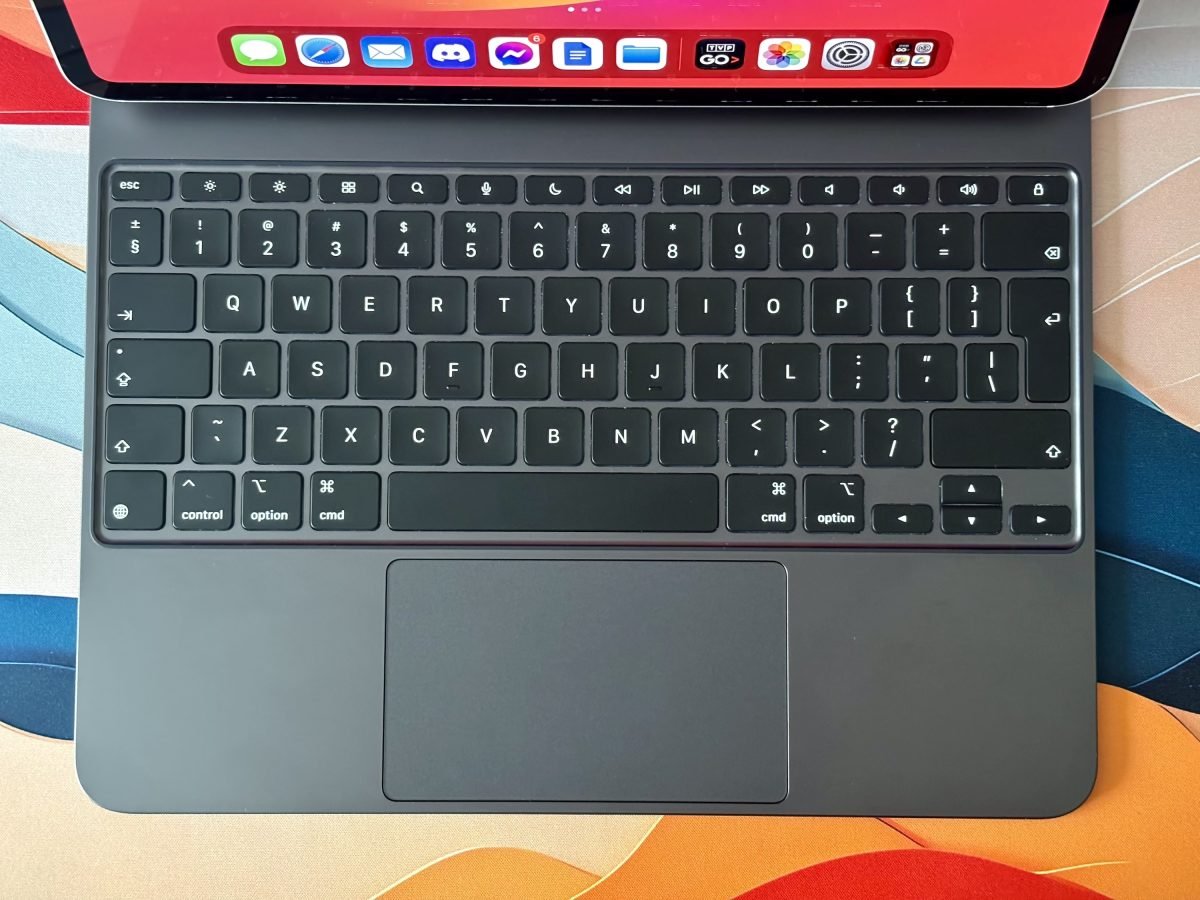 Apple Magic Keyboard for iPad Pro M4