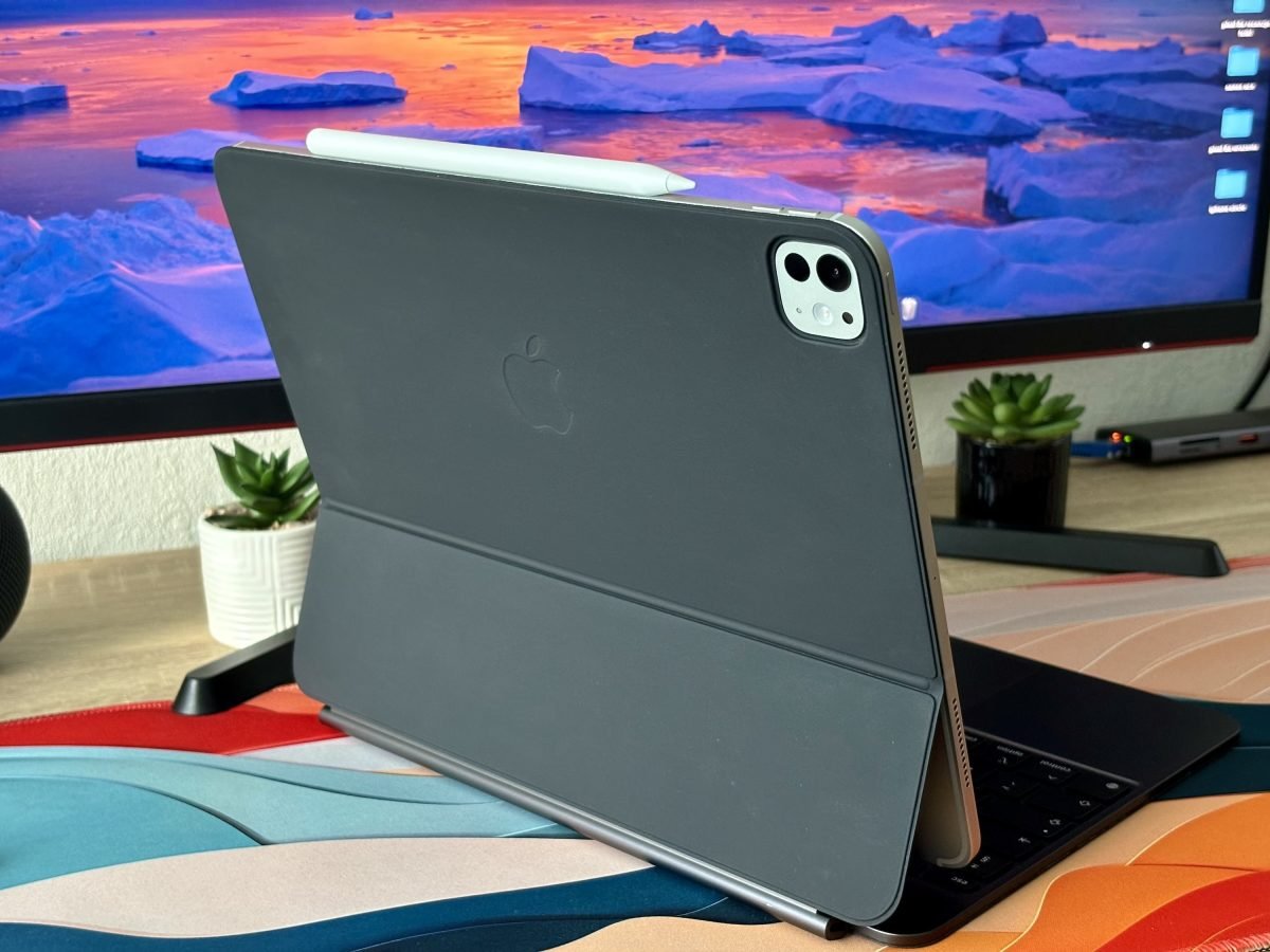 Apple Magic Keyboard for iPad Pro M4