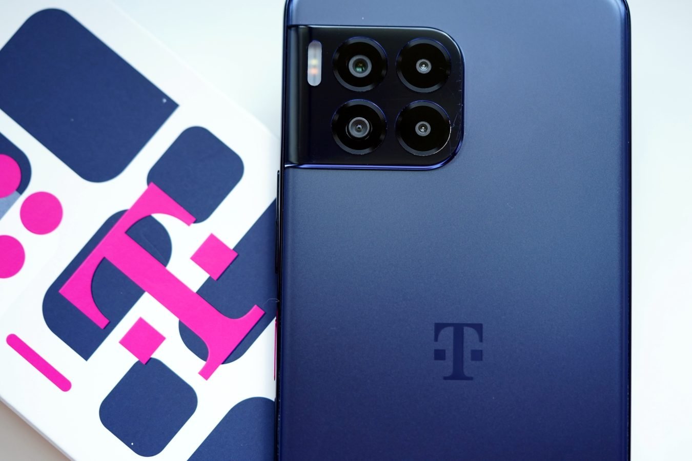 T Phone 2 Pro