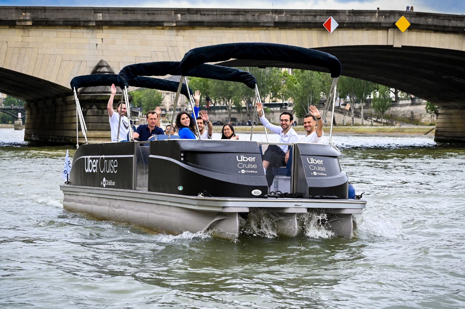 Uber Cruise w Paryżu