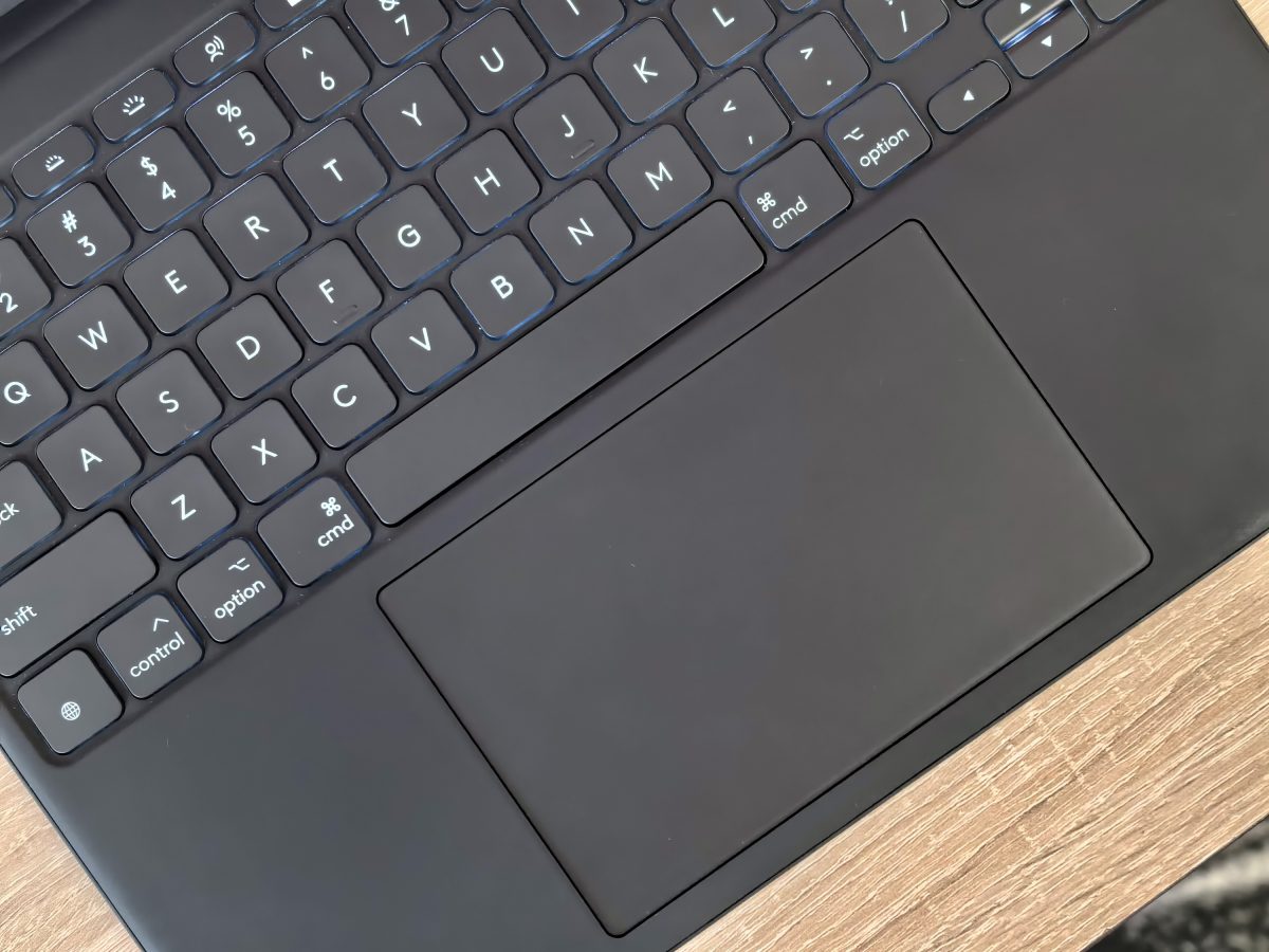 Logitech Combo Touch for iPad Pro M4 (2024)