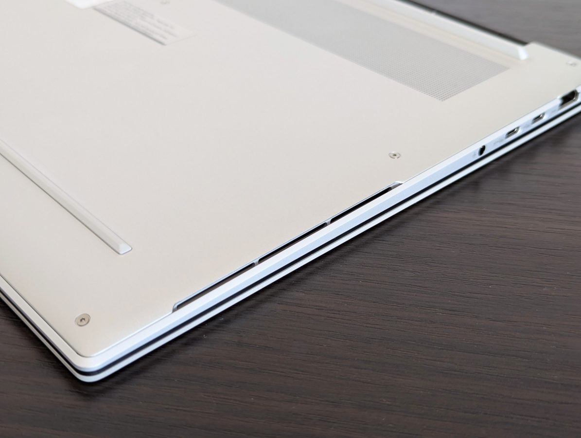 Asus Zenbook S 16