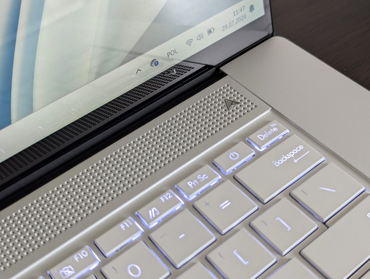 Asus Zenbook S 16