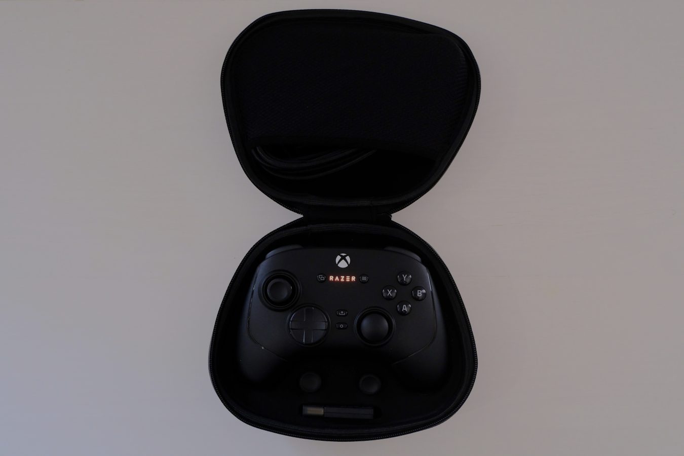 Recenzja Razer Wolverine v3 Pro