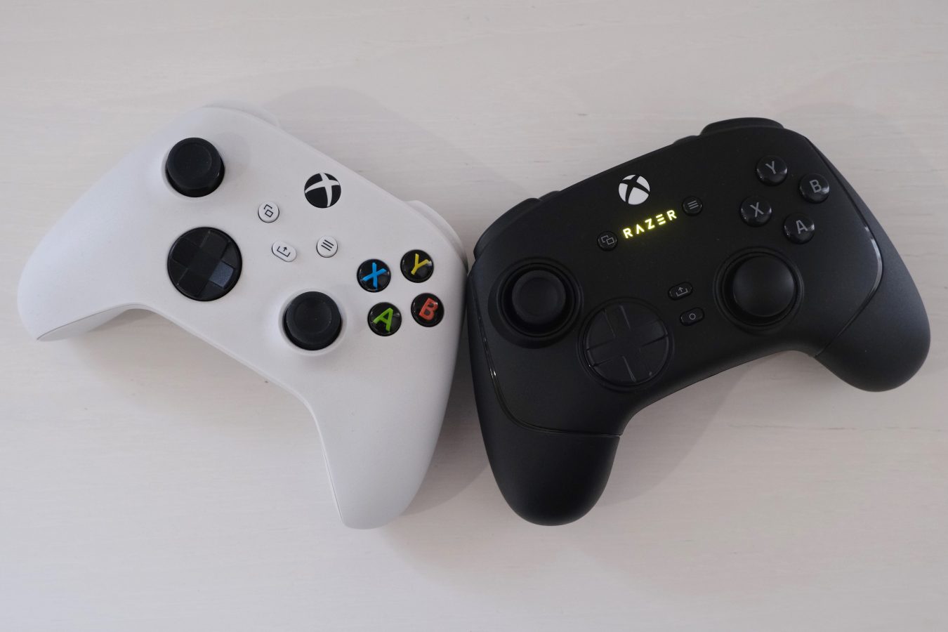 Recenzja Razer Wolverine v3 Pro