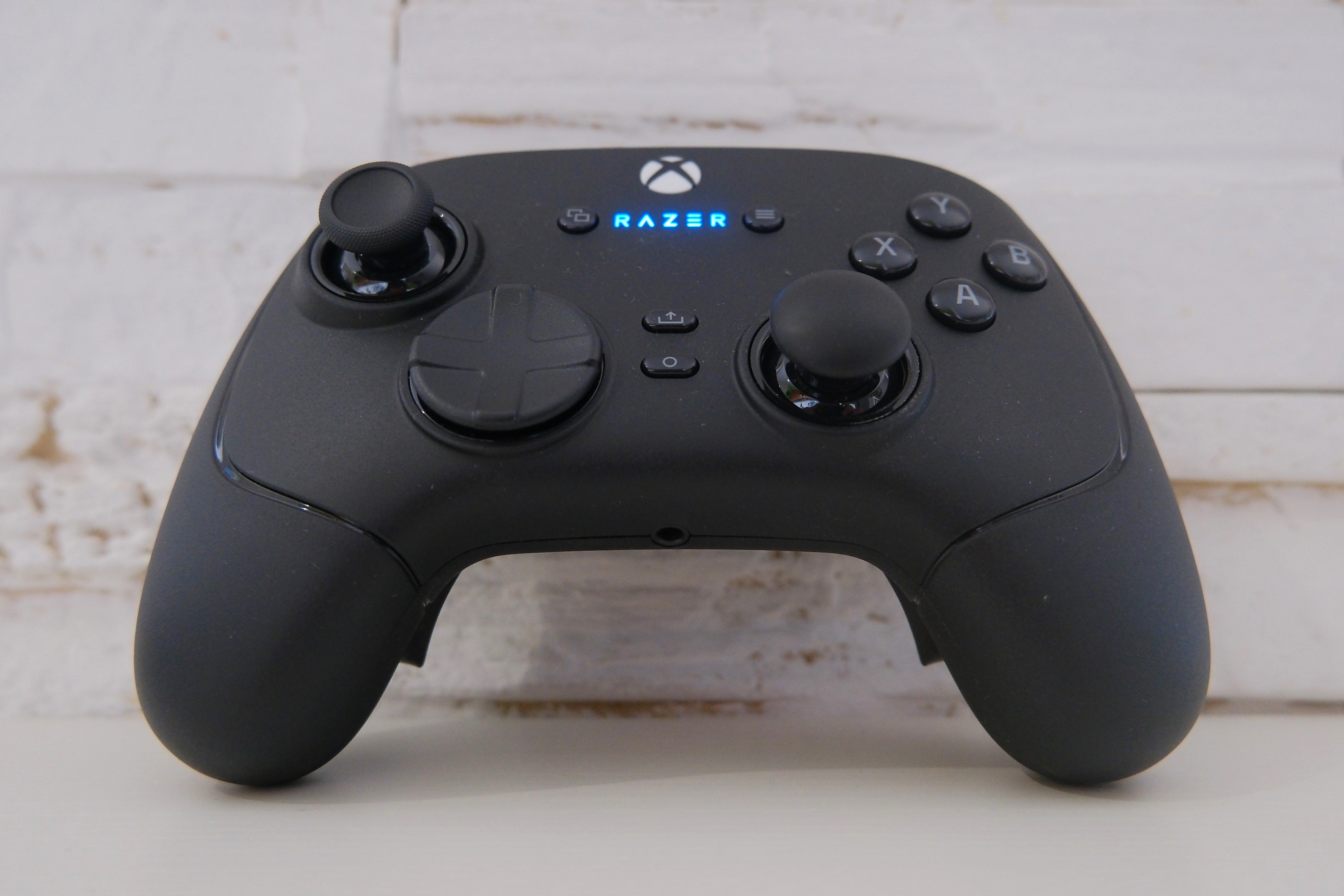 Recenzja Razer Wolverine v3 Pro