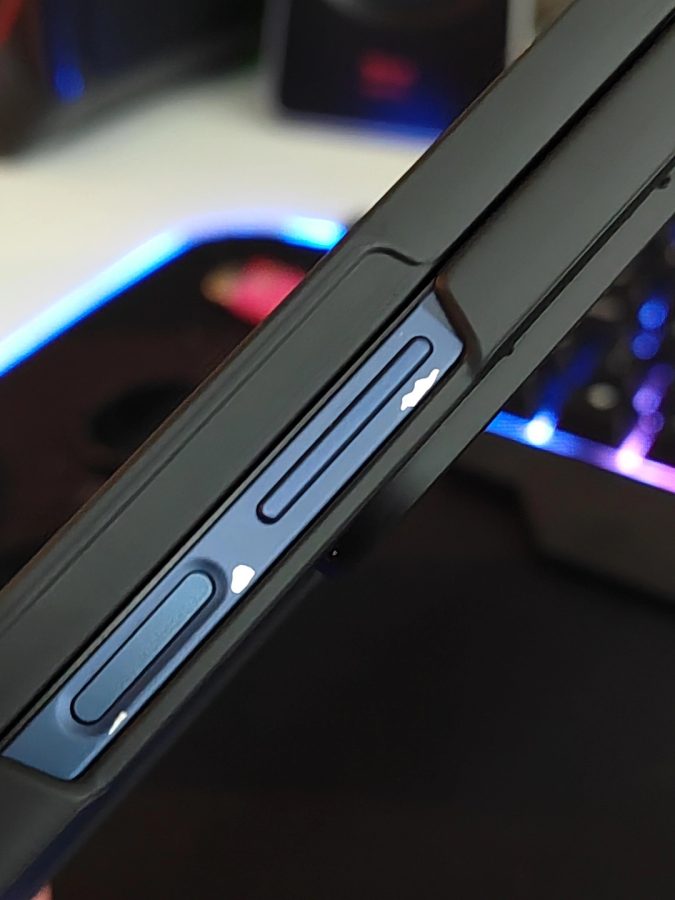 smartfon samsung galaxy z fold 6 schodząca farba