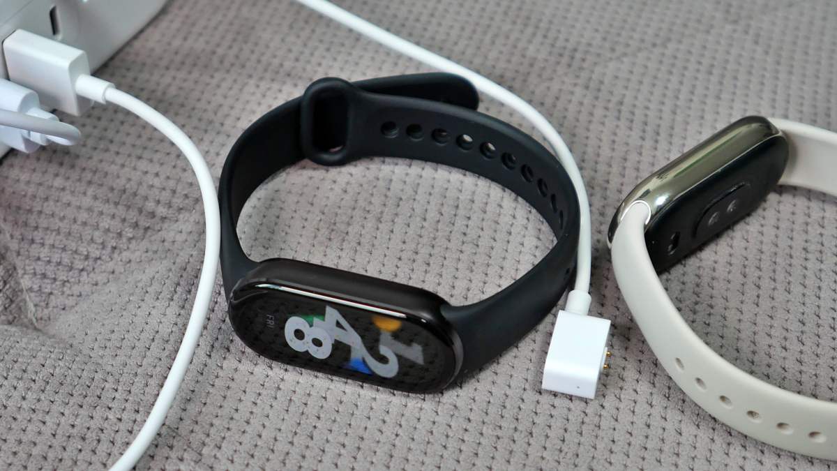Xiaomi Smart Band 8 i Xiaomi Smart Band 9 / fot. Kacper Żarski (Tabletowo.pl)