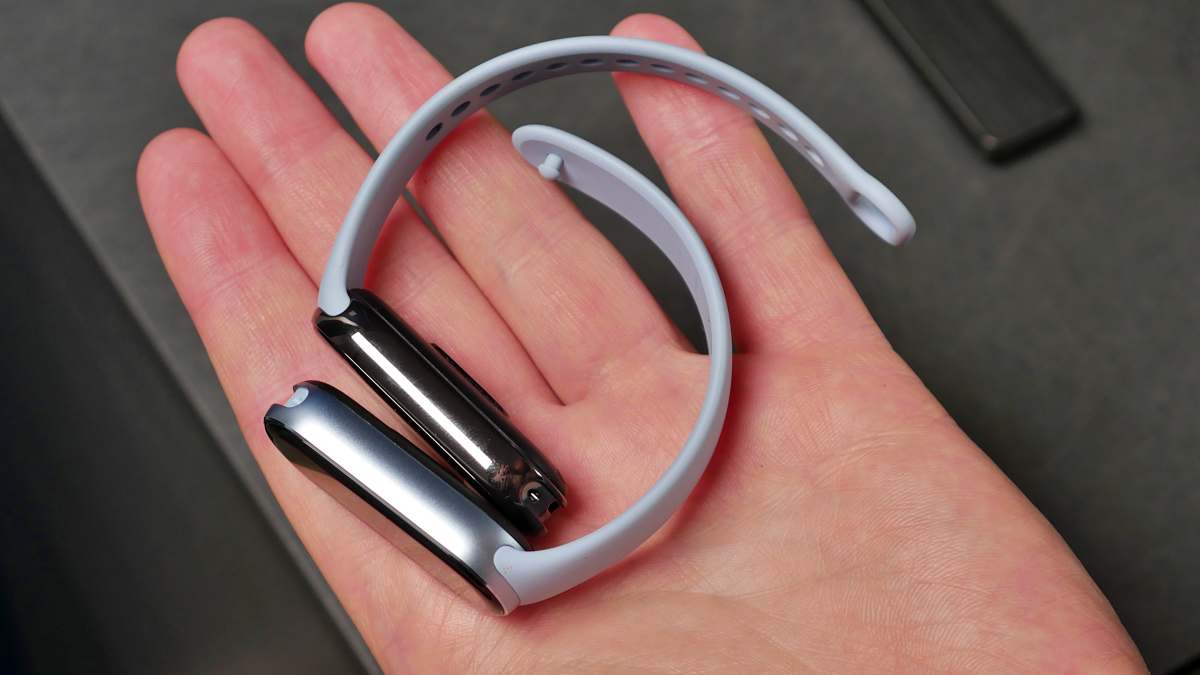 Xiaomi Smart Band 8 i Xiaomi Smart Band 9 / fot. Kacper Żarski (Tabletowo.pl)