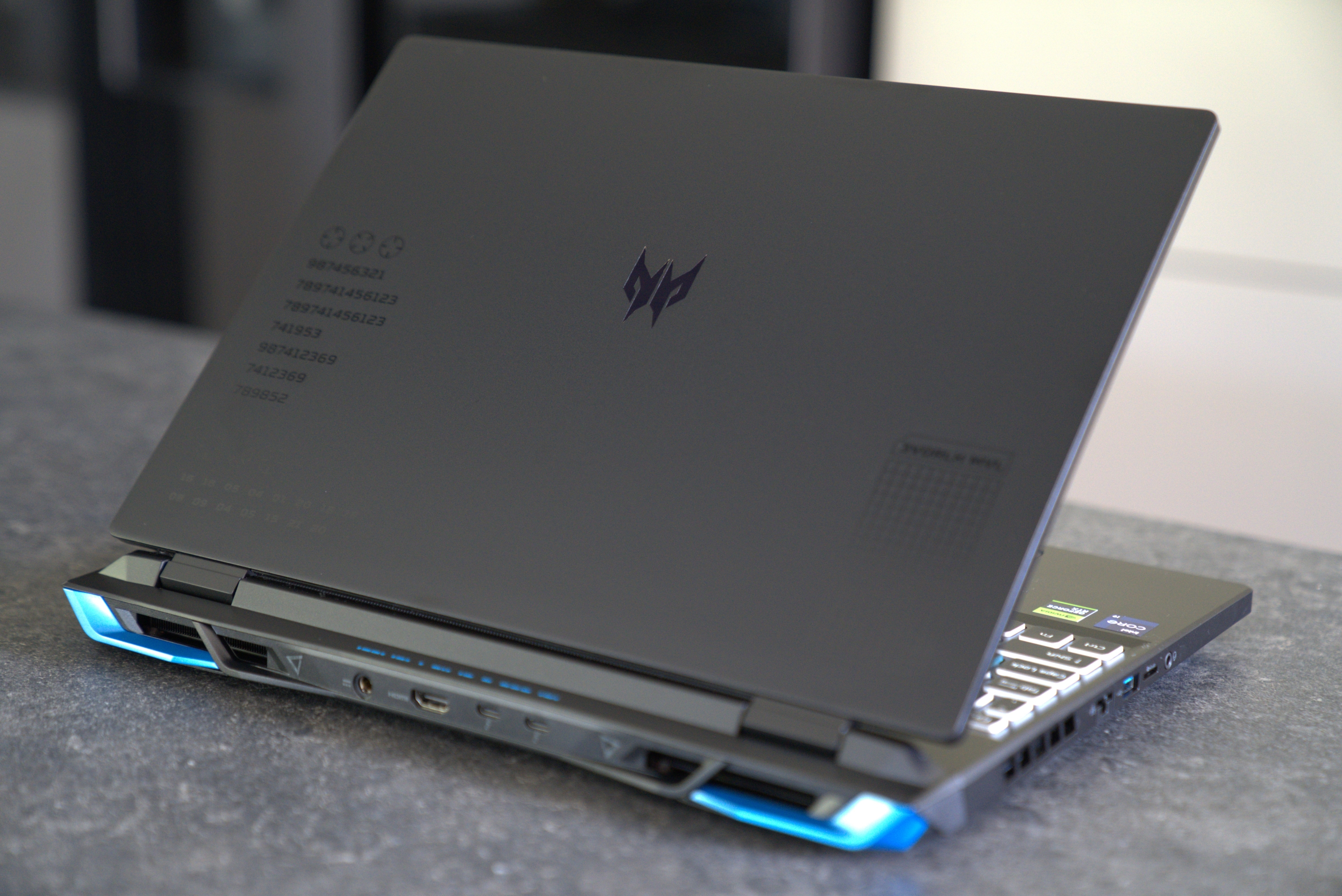 Helios Predator Neo 16
