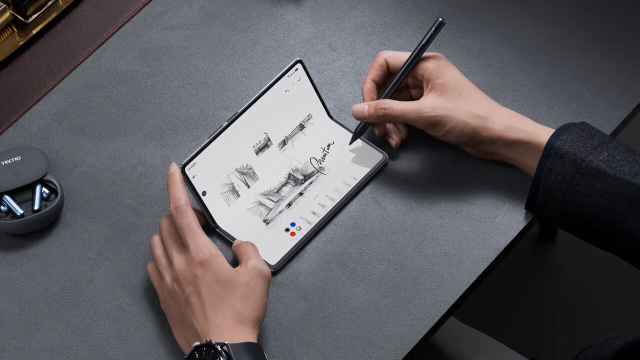 tecno phantom v pen rysik