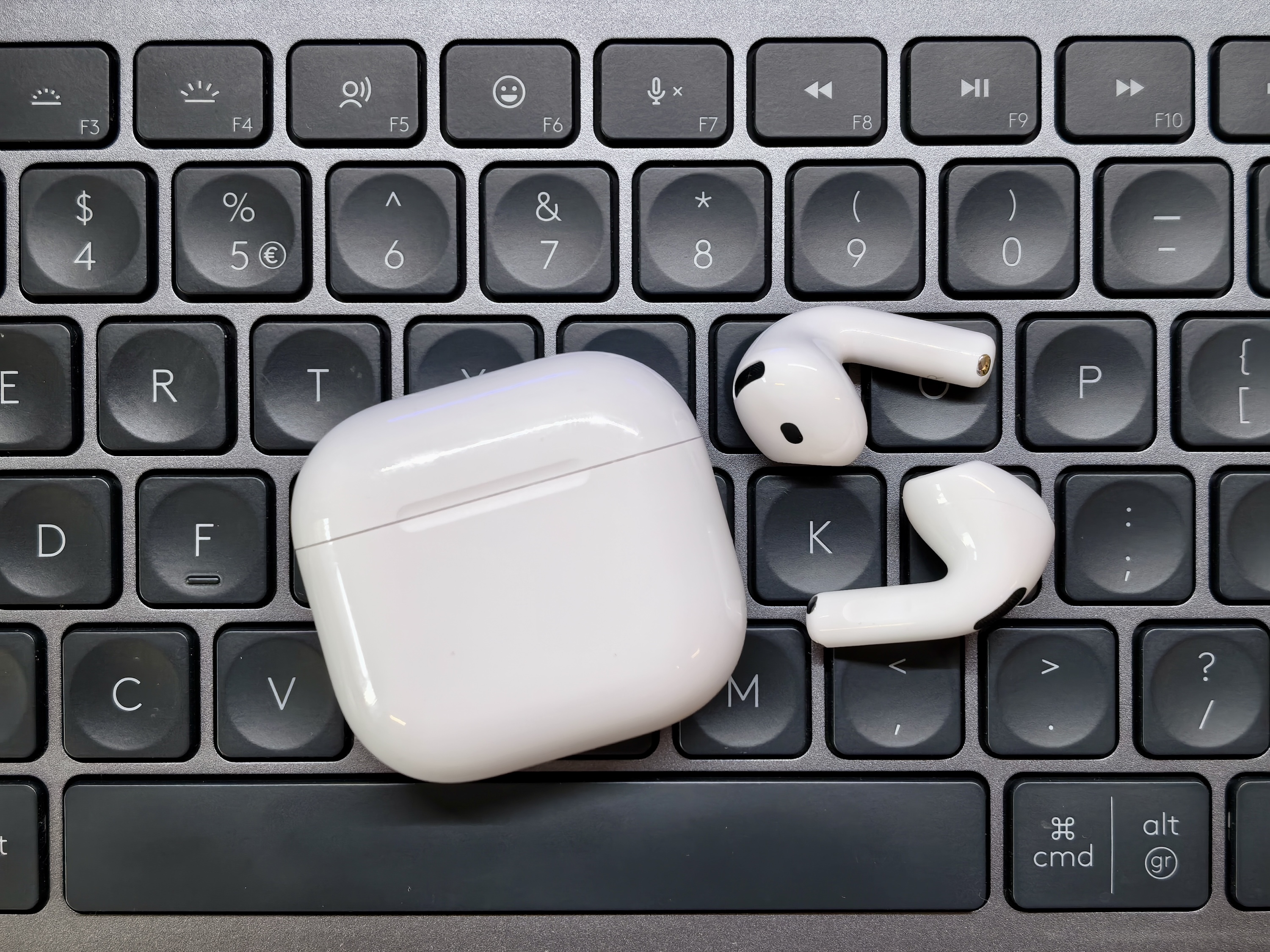 Apple airpods 4 bez ANC