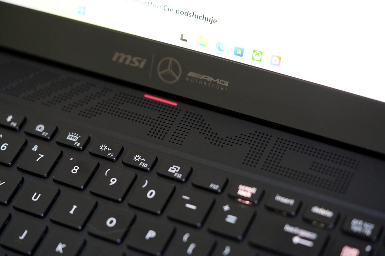 MSI Stealth 18 Mercedes-AMG Motorsport Edition