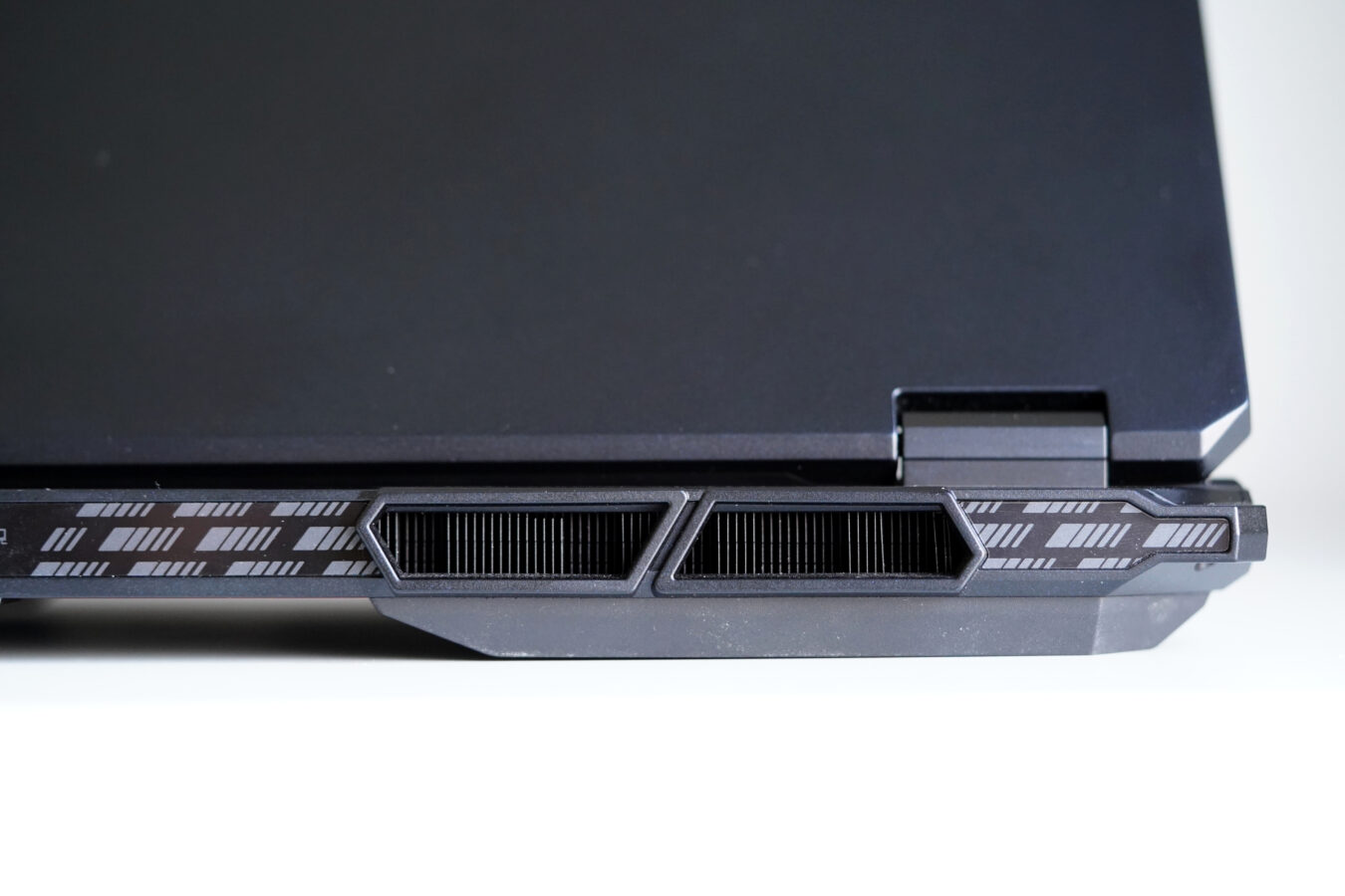 MSI Stealth 18 Mercedes-AMG Motorsport Edition