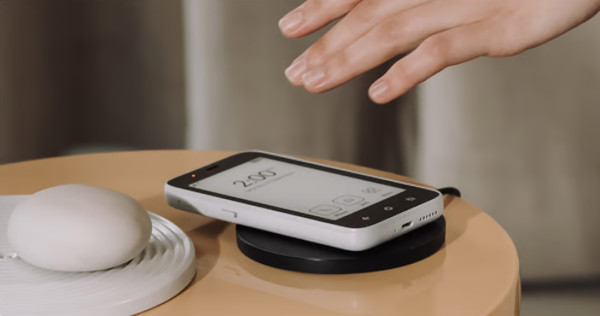 minimalistyczny telefon Mudita Kompakt