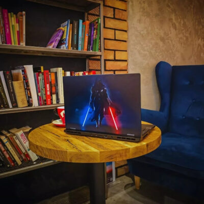Laptop Hyperbook