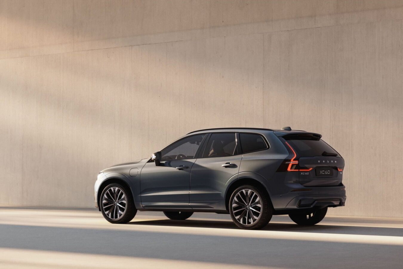 Volvo XC60 2025