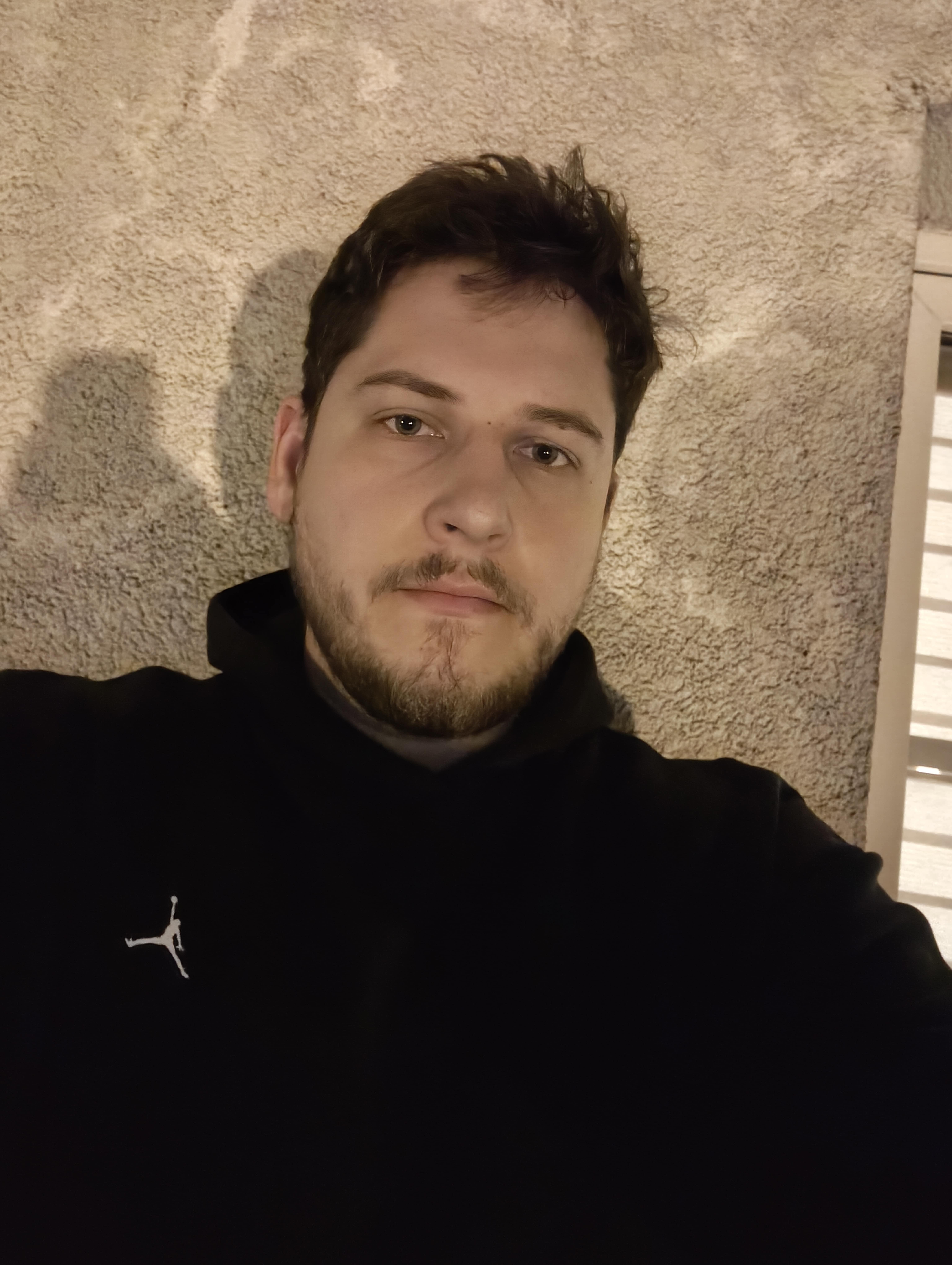 Nothing Phone (3a) Pro zdjęcia z przedniego aparatu (4)