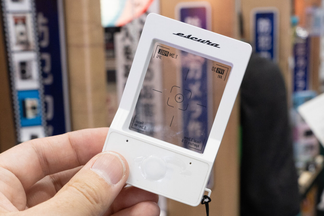 escura instant camera aparat