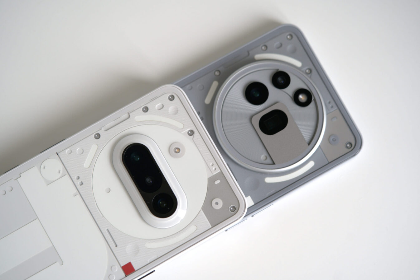 Nothing Phone (3a) i Nothing Phone (3a) Pro