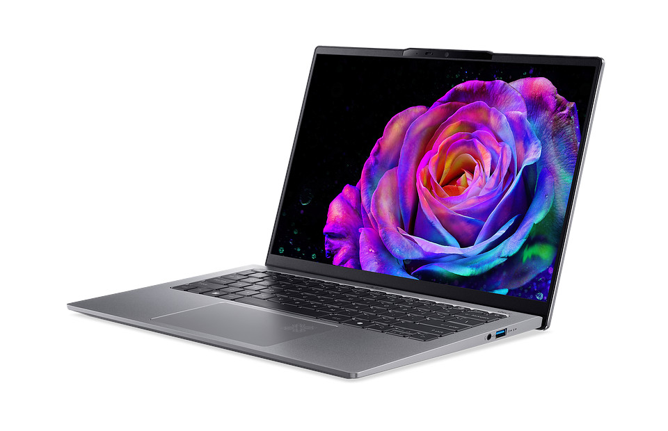 Laptop Acer Swift Go AI