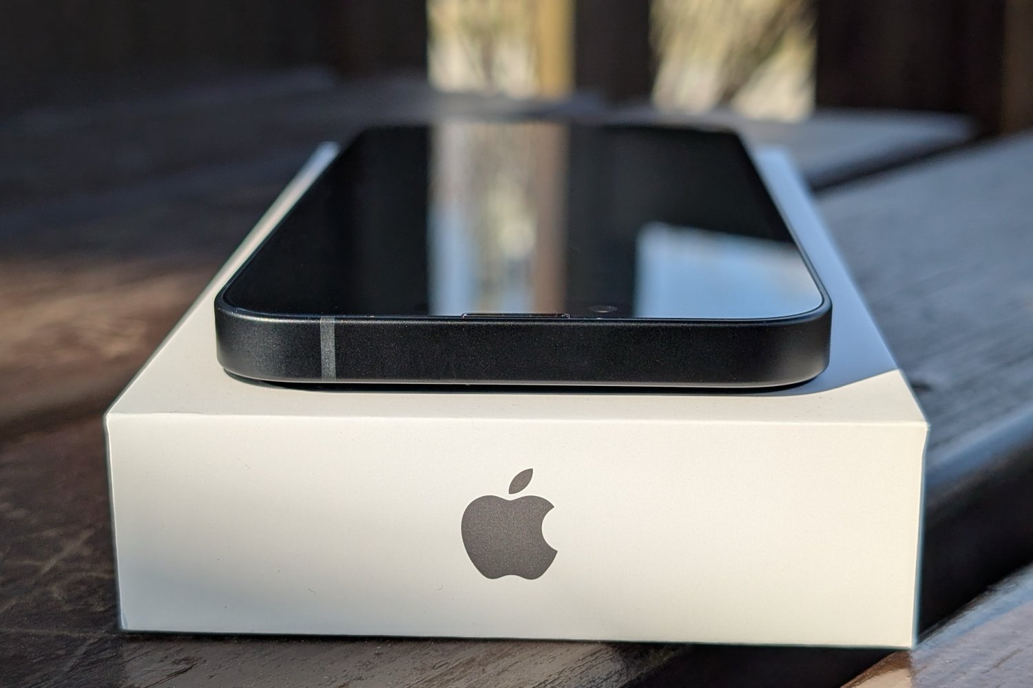 iPhone 16e recenzja test