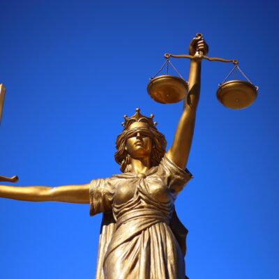 sąd temida sprawiedliwość court justice