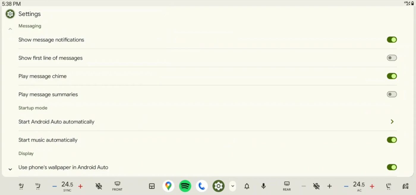 Android Auto jasny motyw