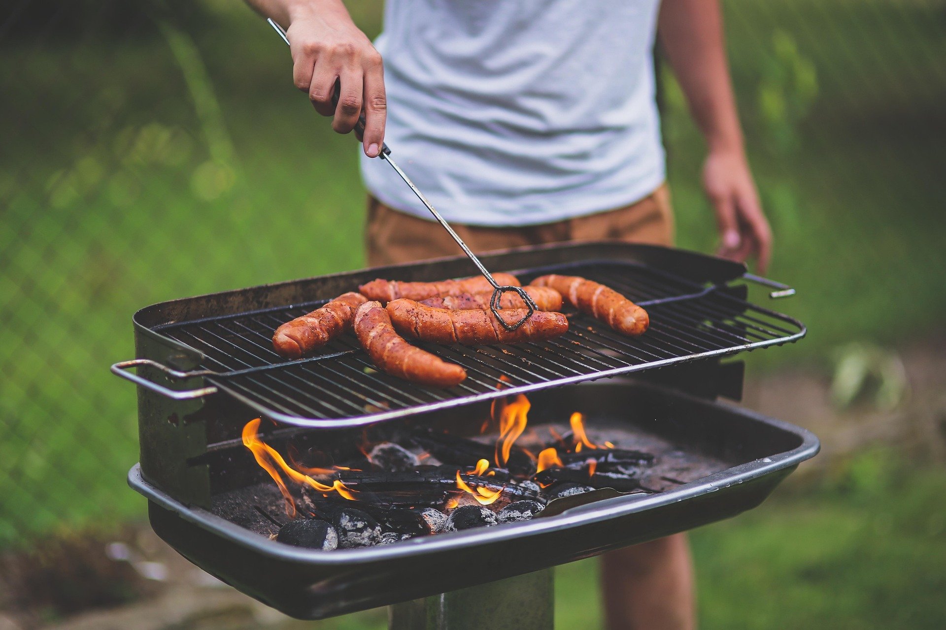 man mężczyzna grill