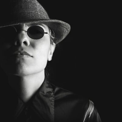 przestępca złodziej theft thief haker man mężczyzna