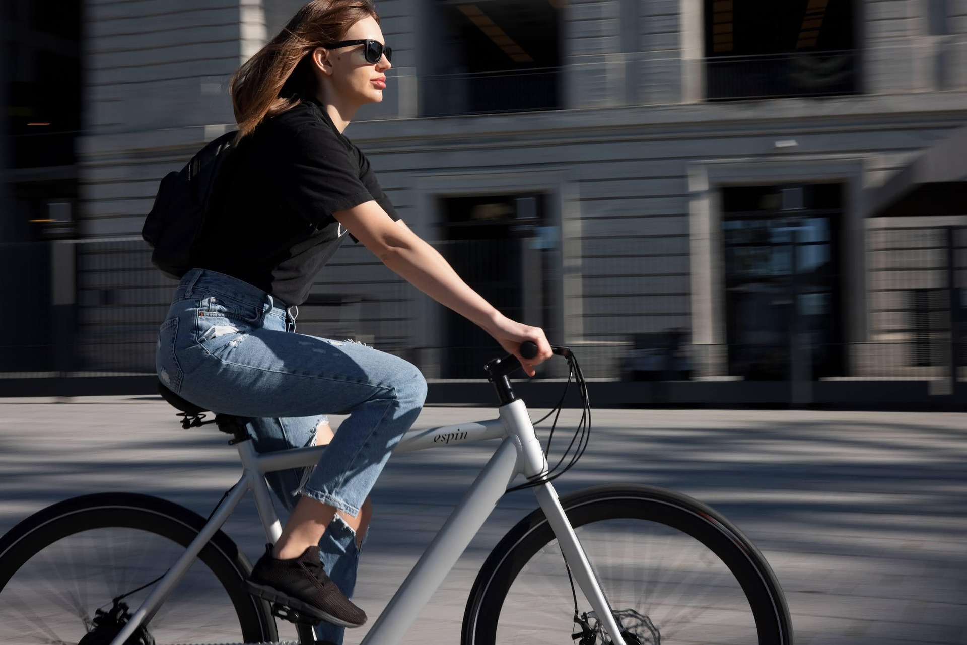 kobieta na rowerze woman on bike